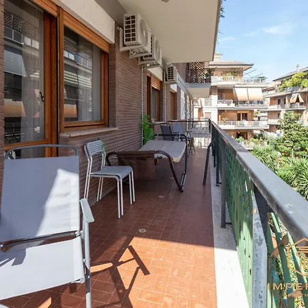 Imperium Aquaeductus - 5 Min Metro, 8 Pax, 4 Bdrm, 2 Baths, A-c, Park View Apartment *
