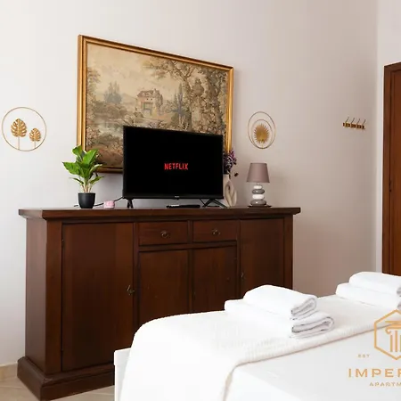 Apartmán Imperium Aquaeductus - 5 Min Metro, 8 Pax, 4 Bdrm, 2 Baths, A-c, Park View *