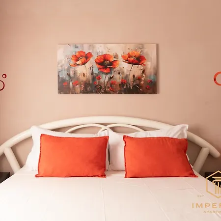 Imperium Aquaeductus - 5 Min Metro, 8 Pax, 4 Bdrm, 2 Baths, A-c, Park View Řím