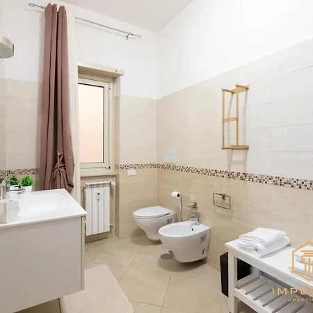 Imperium Aquaeductus - 5 Min Metro, 8 Pax, 4 Bdrm, 2 Baths, A-c, Park View