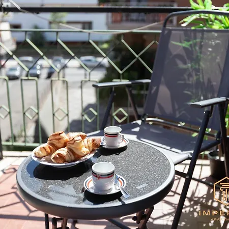 Lägenhet Imperium Aquaeductus - 5 Min Metro, 8 Pax, 4 Bdrm, 2 Baths, A-c, Park View *